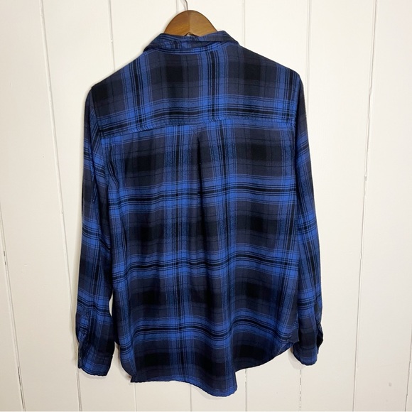 American Eagle Outfitters Boyfriend Fit Blue and Black Plaid Button Down Shirt. - Picture 5 of 5